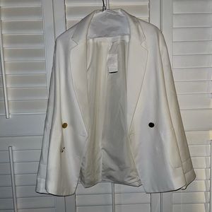 White blaZer